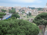 Udsigt mod Colosseum fra Il Vittoriano