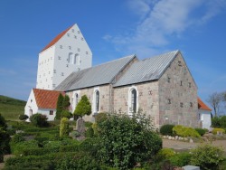 Vennebjerg kirke. Foto 10/9 2021